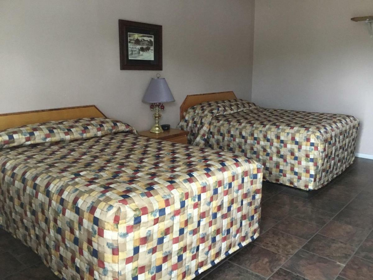 Fort Road Motel Perth-Andover Extérieur photo