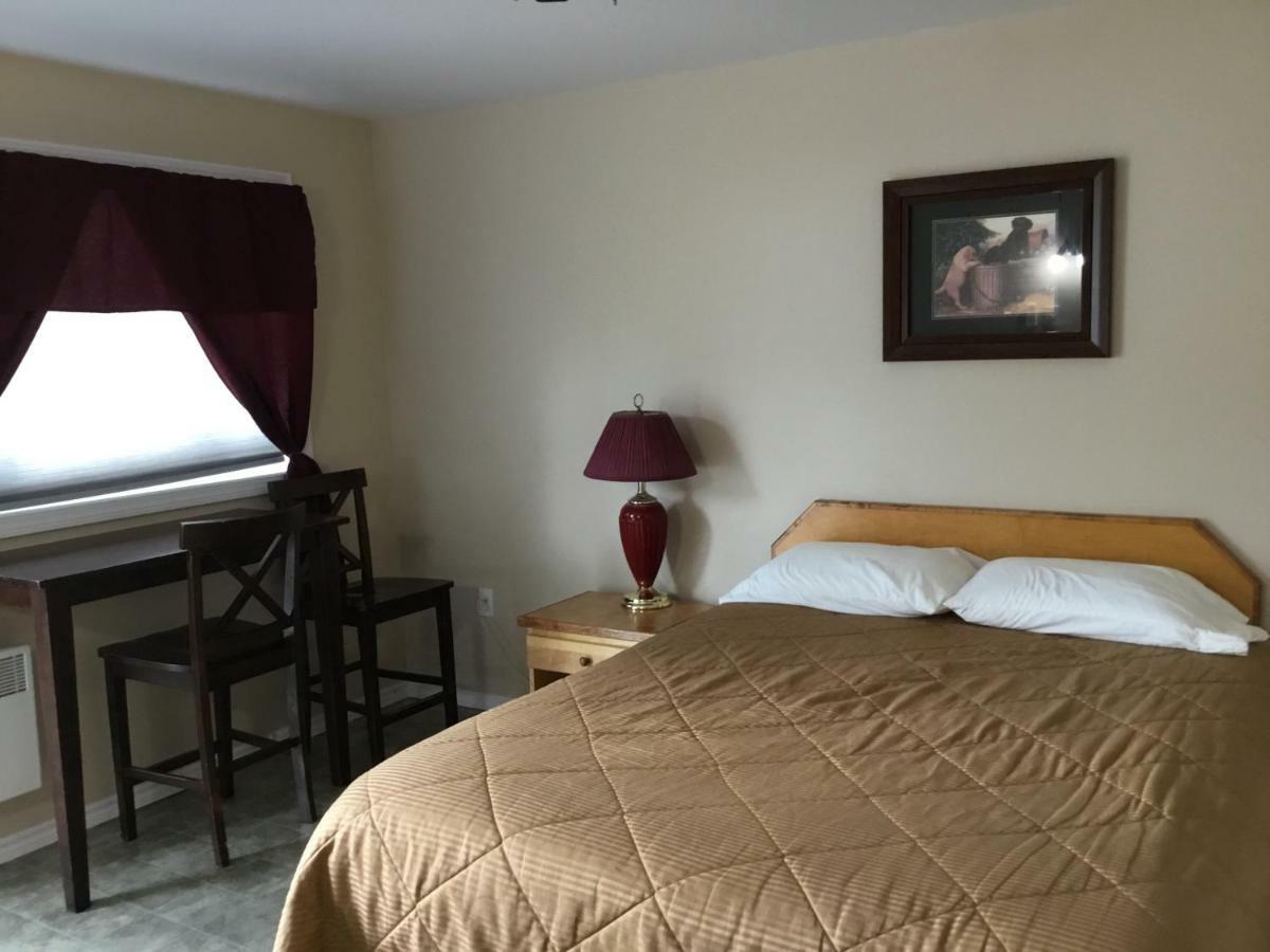 Fort Road Motel Perth-Andover Extérieur photo